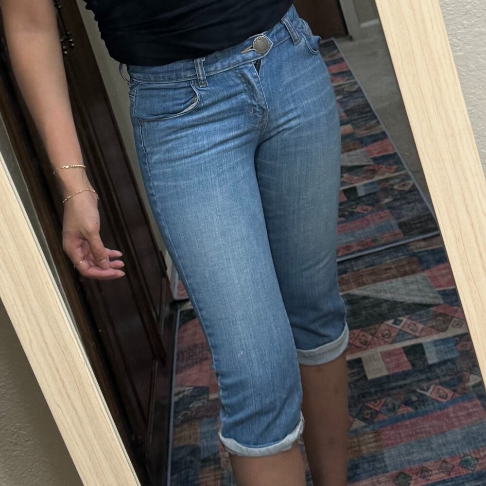🌈5/$25🌈 GAP Jean Capris